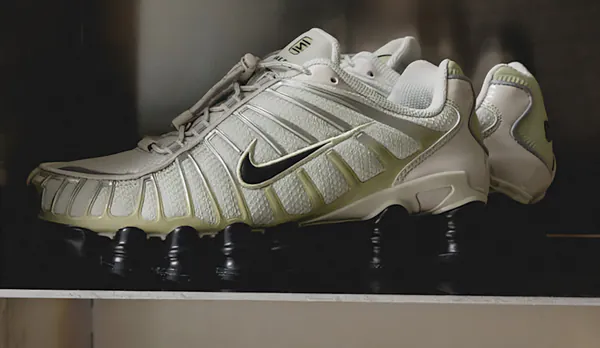 covernikeshoxtllightbone (1).png