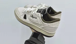 reebok669562.jpg