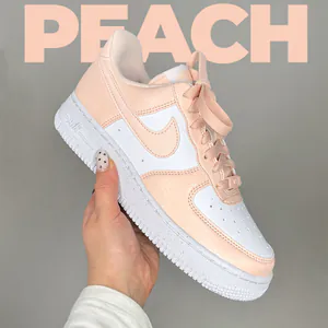 light peach (1).png