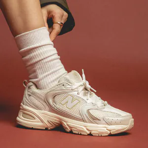 new_balance_530_angora_1x1.jpg