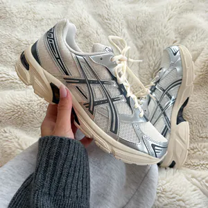 instfeedasics.png