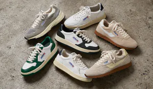 Autry Sneaker Auswahl auf Beton.png